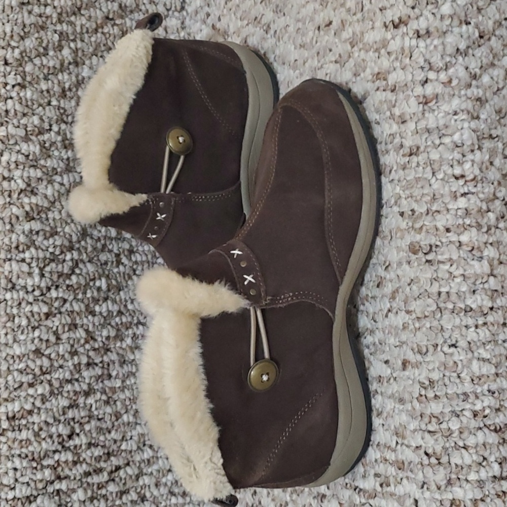 Womens Easy Spirit Essera Brown Ankle Boots, Size 6